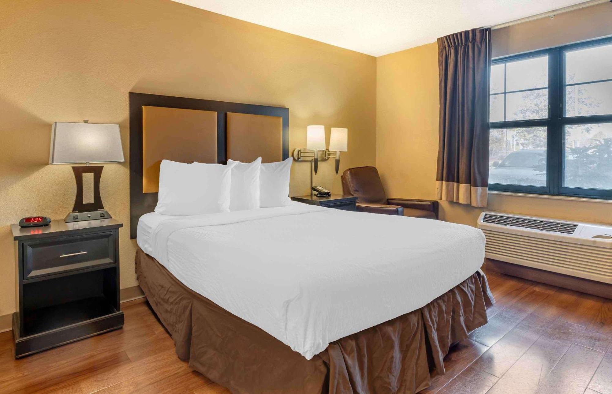 Extended Stay America Suites - Oakland - Emeryville Exterior photo