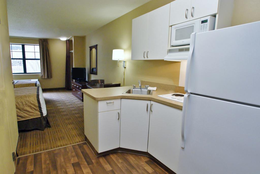 Extended Stay America Suites - Oakland - Emeryville Exterior photo